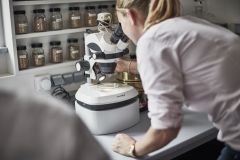 (c)Forum Moderne Landwirtschaft: Pressebild "Grüne Berufe für einen Tag" (Futtermittellabor) (c)Forum Moderne Landwirtschaft: Pressebild "Grüne Berufe für einen Tag" (Futtermittellabor)