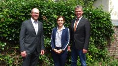 Von links nach rechts: Georg Geuecke, Dr. Nora Hammer, Paul Hegemann Von links nach rechts: Georg Geuecke, Dr. Nora Hammer, Paul Hegemann