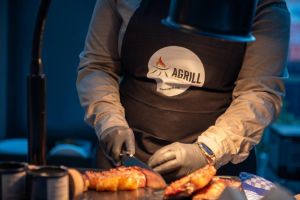 (c)Dorothee Warder, BRS: Fleisch tellerfertig aufschneiden (c)Dorothee Warder, BRS: Fleisch tellerfertig aufschneiden